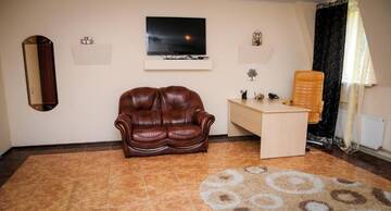 Фото номера Улучшенный люкс Гостевой дом Guest House Hotel г. Мозырь 3